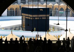 السعودية تعيد فتح مطاف الكعبة