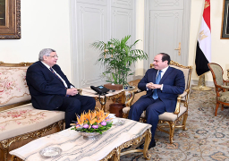 السيسي يجتمع بـ”تاج الدين” عقب تعيينه مستشارا لشؤون الصحة والوقاية