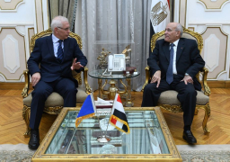 بالصور .. ” العصار ” يبحث مع سفير البوسنة والهرسك سبل تعزيز التعاون فى مجالات التصنيع