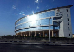 المستشفى الجوى التخصصى يستضيف خبيرا فى جراحة العيون