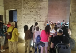 بالصور.. توافد السياح علي المناطق الأثرية