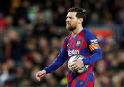 برشلونة سيخفض رواتب لاعبيه بسبب فيروس كورونا