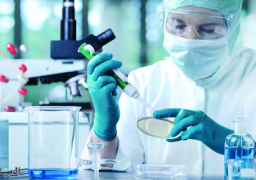 غيتس ومؤسسات خيرية تتعهد بتقديم الملايين لتطوير علاج لكورونا