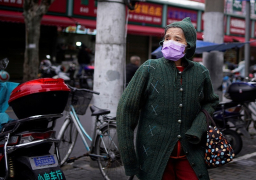 حفتر يوجه بإنشاء مستشفى طوارئ لمواجهة فيروس كورونا على نفقة ميزانية قواته