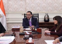 رئيس الوزراء يتابع تنفيذ القرارات الصادرة بشأن الإجراءات الإحترازية والوقائية لمواجهة فيروس كورونا المستجد