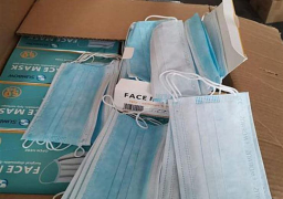 صور .. الرقابة الإدارية: ضبط كمامات وقفازات وعبوات كحول مجهولة المصدر