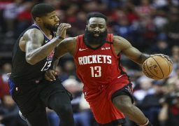 كليبرز يفوز على روكتس 120-105 في دوري السلة الأمريكي