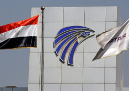 مصر للطيران تسير اليوم 21 رحلة لنقل 1700 راكب