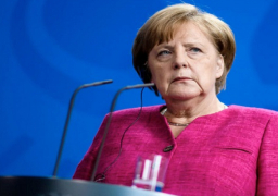 ميركل تحذر من العواقب الاقتصادية لفيروس كورونا المستجد