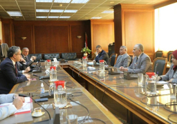 بالصور .. وزيرا الري والسياحة يبحثان تسهيل إجراءات التراخيص الخاصة بالمراكب و المطاعم السياحية