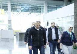 وزيرة الصحة تعود إلى القاهرة بعد زيارة للصين