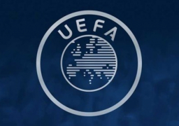 يويفا ينفي منح ليفربول لقب الدوري الإنجليزي