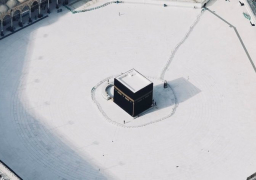 السعودية: إغلاق الحرمين الشريفين من العشاء حتى الفجر لمواجهة “كورونا”