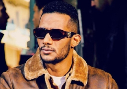 بلاغ ضد محمد رمضان لعدم ارتدائه كمامة خلال احتفاله بانتهاء “البرنس”