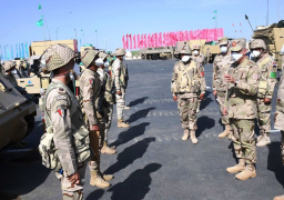 رئيس الاركان يشهد المرحلة الرئيسية لمشروع مراكز القيادة ” طارق 40 “