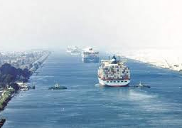 “قناة السويس”: الموانئ تعمل بكامل طاقتها