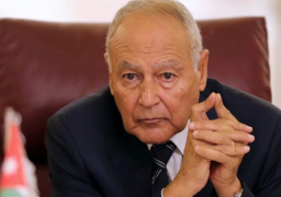 وزير الخارجية الجزائري يبحث مع أبو الغيط آخر المستجدات على الساحة العربية