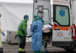إيطاليا تسجل 285 وفاة جديدة بكورونا بإجمالي 27967
