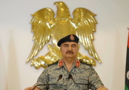 حفتر يأمر بتسيير جسر جوى لإعادة الليبين العالقين بالخارج