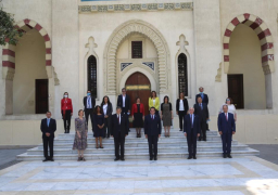 “التعليم العالي” توقع مذكرة تفاهم مع الجامعة الأمريكية بالقاهرة