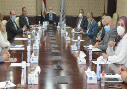 الجزار يتابع موقف تنفيذ وحدات “الإسكان الاجتماعي” بعدد من المحافظات والمدن الجديدة