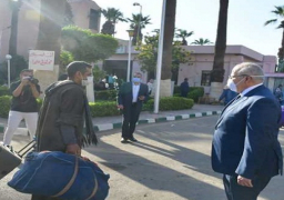 وصول 3 أفواج جديدة من العائدين من الكويت لمدينة طلاب جامعة القاهرة