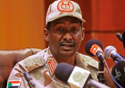 مجلس السيادة السوداني يتوافق على ترشيح وزير للدفاع