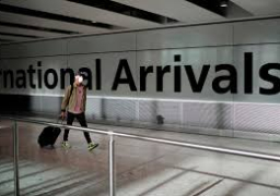 برلمانيون بريطانيون يطالبون بإلغاء الحجر الصحي خلال العطلات الصيفية