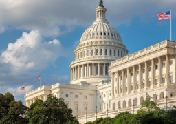 واشنطن تمدد إجراءات الحجر الصحي حتى 8 يونيو المقبل