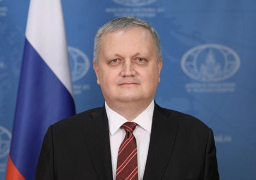 سفير روسيا بالقاهرة يؤكد أهمية صفقة توريد عربات القطار إلى مصر