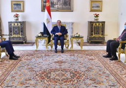 الرئيس يؤكد حرص مصر على تعزيز التعاون المشترك مع اليونان