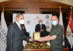 القوات المسلحة توقع عقداً جديداً لإنشاء مصنعين لفصل وتركيز المعادن