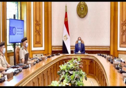 الرئيس عبد الفتاح السيسي يلتقي مع اللواء أركان حرب إيهاب الفار رئيس الهيئة الهندسية للقوات المسلحة