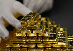 الذهب يصعد لأعلى مستوى في أسبوع بفعل توقعات قاتمة من مجلس الاحتياطي