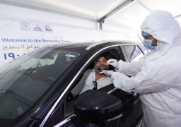 الحكومة تنفي إجراء تحاليل كورونا بمحطات البنزين عبر نظام “درايف ثرو”