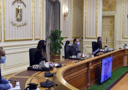 بالصور .. رئيس الوزراء يوجه بضرورة مواصلة العمل في ملف “تيسير ممارسة الأعمال” لجذب الاستثمارات