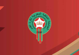 الاتحاد المغربي لكرة القدم ينفي إلغاء الدوري المحلي