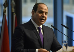 الرئيس خلال تفقده عناصر المنطقة الغربية العسكرية : الجيش المصري جيش رشيد .. يحمي ولا يهدد