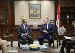 العنانى يبحث مع نظيره البيلاروسي سبل التعاون المشترك