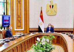 الرئيس السيسي يوجه بالاستمرار في العمل على التحسين المتواصل للمؤشرات الاقتصادية والمالية، خاصة معدلات التشغيل وتوفير فرص العمل، وخفض عجز الموازنة والدين العام،