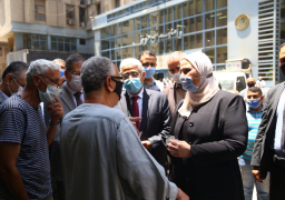 بالصور.. القباج تتفقد منافذ صرف المعاشات المفتوحة اليوم استثنائيا