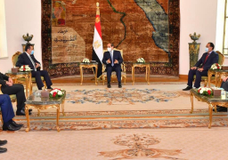 السيسي يؤكد موقف مصر الثابت إزاء دعم الحكومة اليمنية الشرعية الحالية