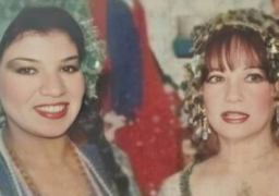 صورة نادرة للنجمة شادية بكواليس مسرحية ريا وسكينة