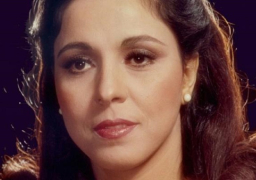 عفاف راضي تعود للغناء بعد انقطاع احتفاء بالذكرى السابعة لثورة يونيو