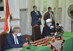 بروتوكول تعاون بين وزارتي الأوقاف والتموين لتوفير 700 طن لحوم أضاحي