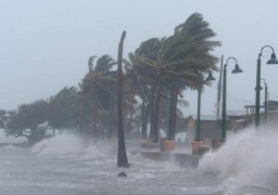 وصول الإعصار هانا إلى ولاية تكساس الأمريكية وسط تحذيرات من حدوث فيضانات