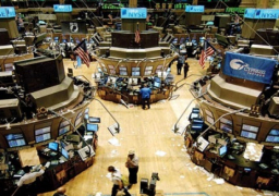 البورصة الأمريكية تتجه للتراجع تحت ضغط تصاعد التوتر بين واشنطن وبكين