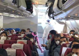 الطيران الكويتي: 930 عالقا مصريا يغادرون للقاهرة وسوهاج عبر 6 رحلات