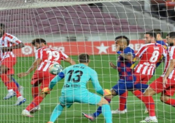 برشلونة يواصل تعثره ويتعادل مع أتلتيكو مدريد 2 / 2