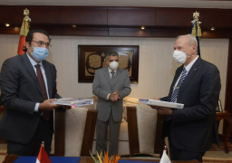 الفريق ربيع: توقيع عقد للأعمال الكهروميكانيكية لاستاد قناة السويس